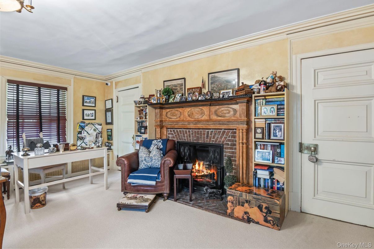 Fireplace, Home Office, Interior