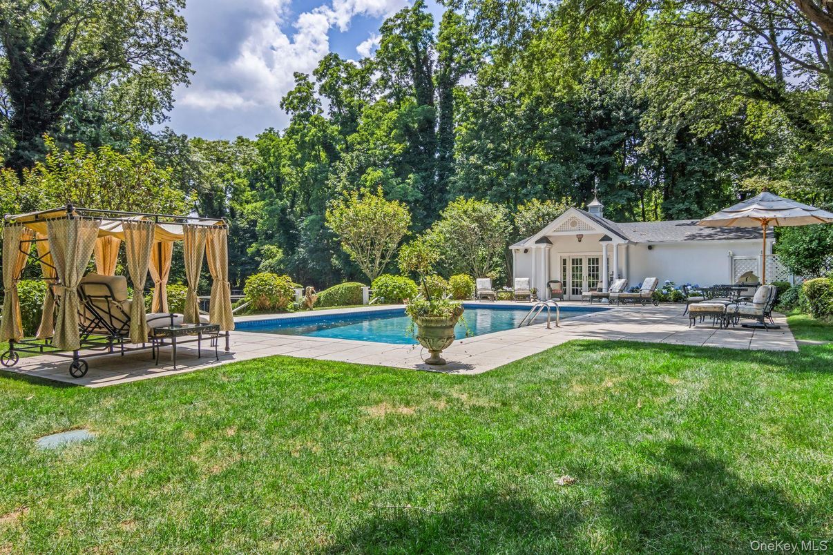 Backyard, Exterior, Pool
