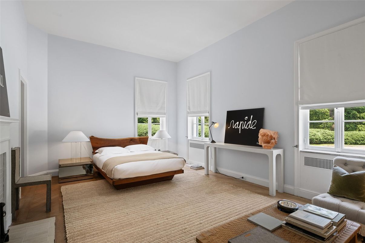 Bedroom, Fireplace, Interior, Wood Texture Flooring