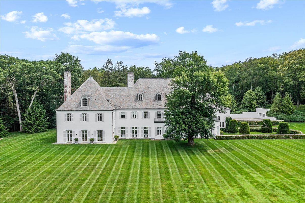 Backyard, Exterior, Facade, French Provincial