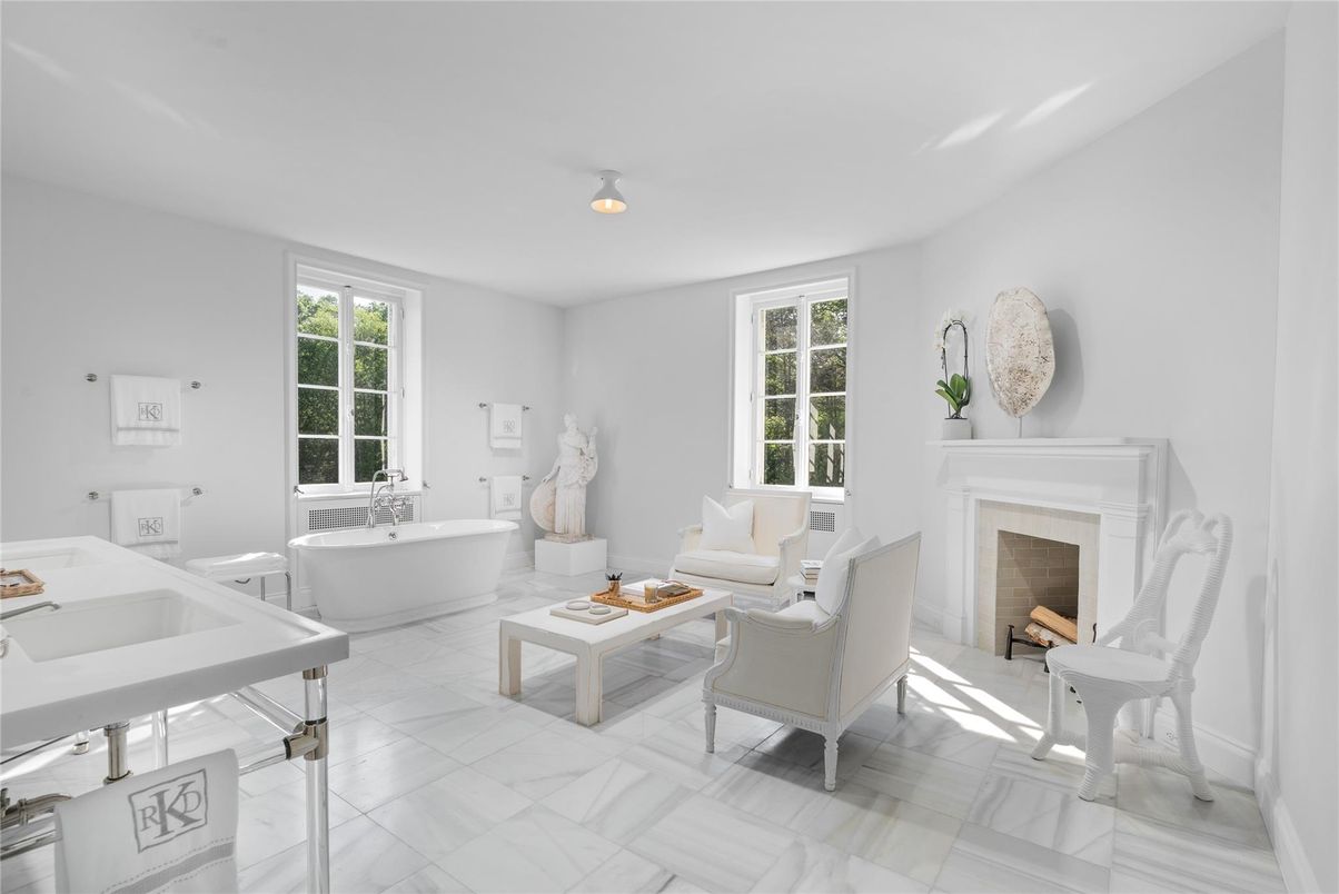 Bathroom, Fireplace, Free Standing Baths, Interior, Living room, Marble