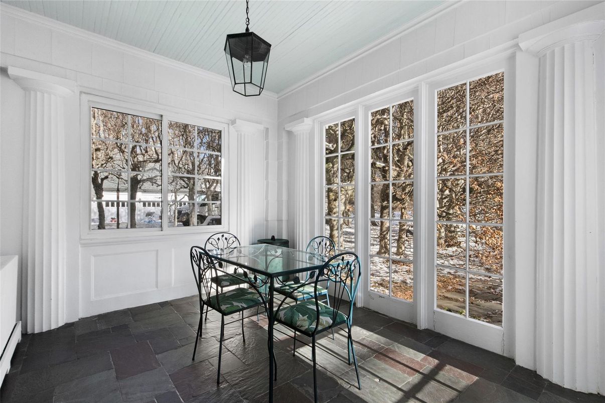 Dining room, Interior, Pendant Lights