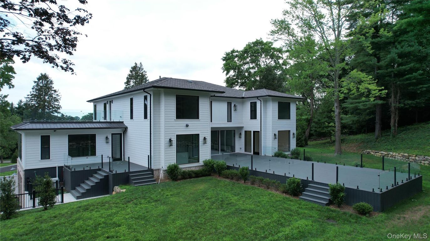 Backyard, Exterior, Facade, Georgian