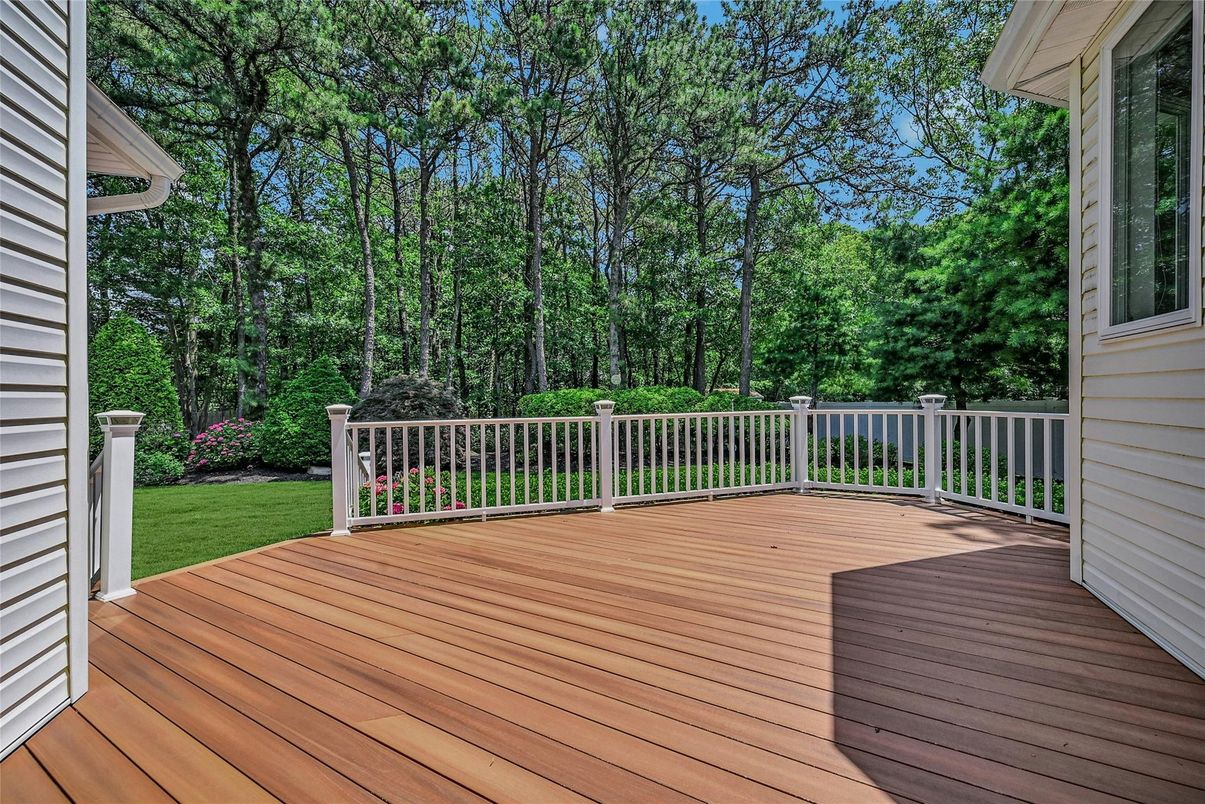Exterior, Wood Texture Flooring