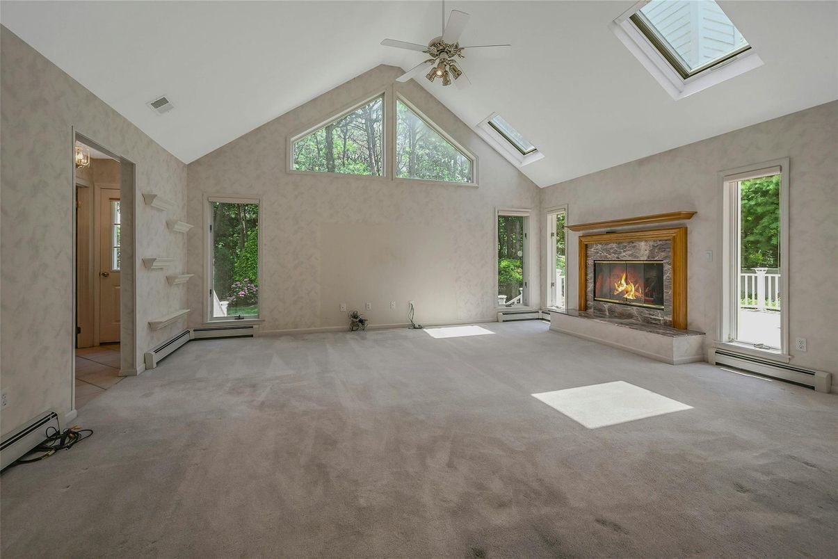 Empty room, Fireplace, Interior