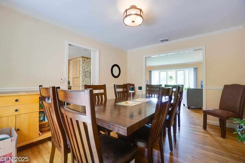 Dining room, Interior, Wood Texture Flooring