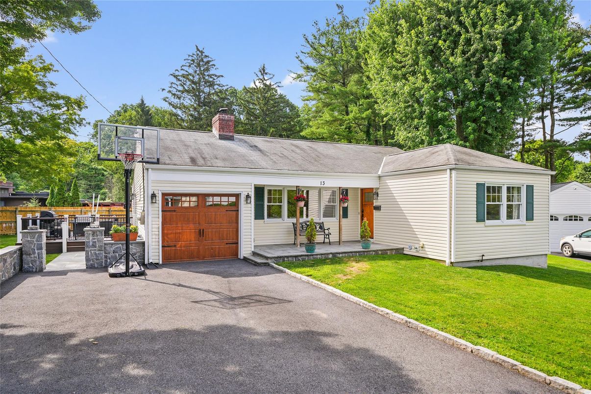 Attached, Backyard, Exterior, Facade, Cape Cod