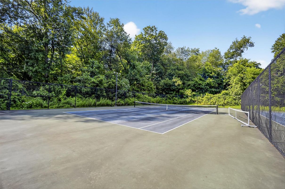 Exterior, Tennis Courts