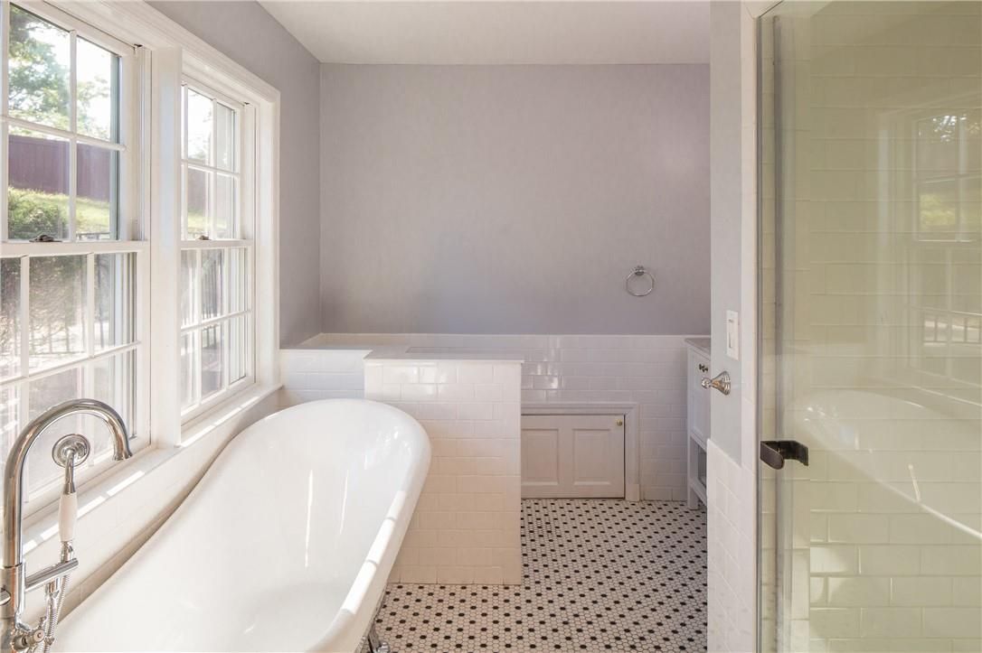 Bathroom, Free Standing Baths, Glass Shower, Interior