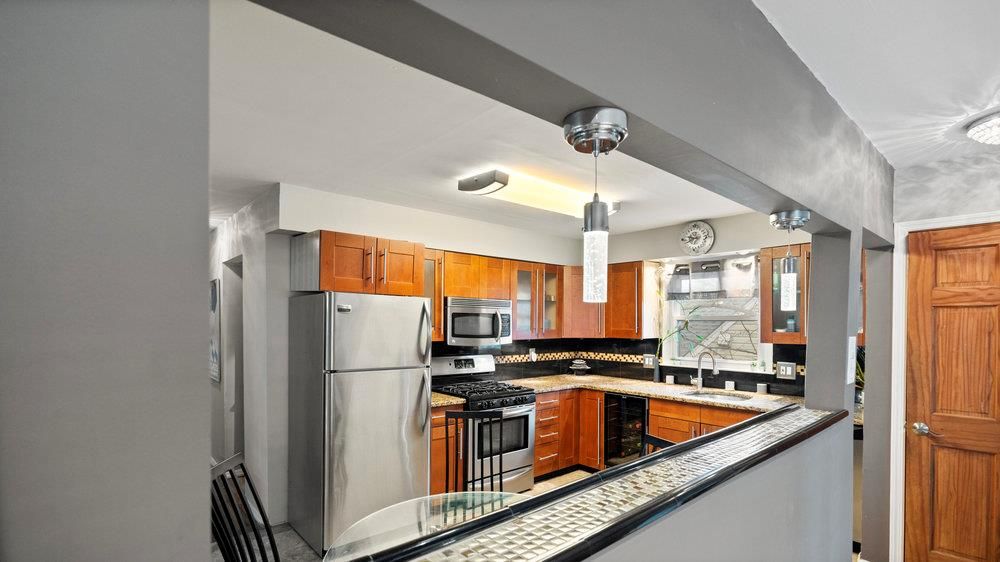 Interior, Kitchen, Stainless Steel Appliances