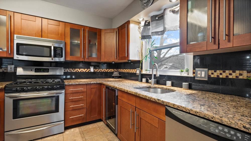 Interior, Kitchen, Stainless Steel Appliances