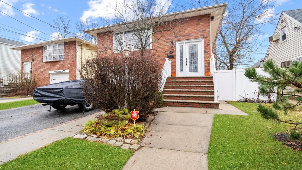 Exterior, Facade, Brick Facade, None