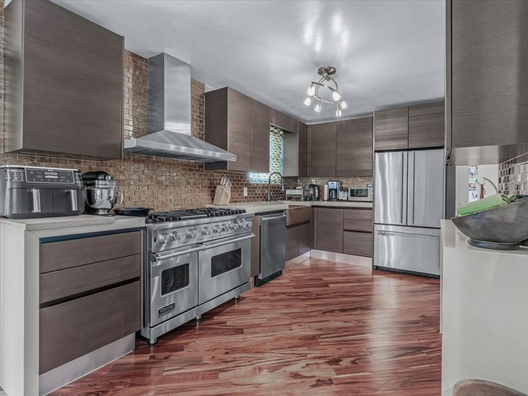 Interior, Kitchen, Stainless Steel Appliances, Wood Texture Flooring