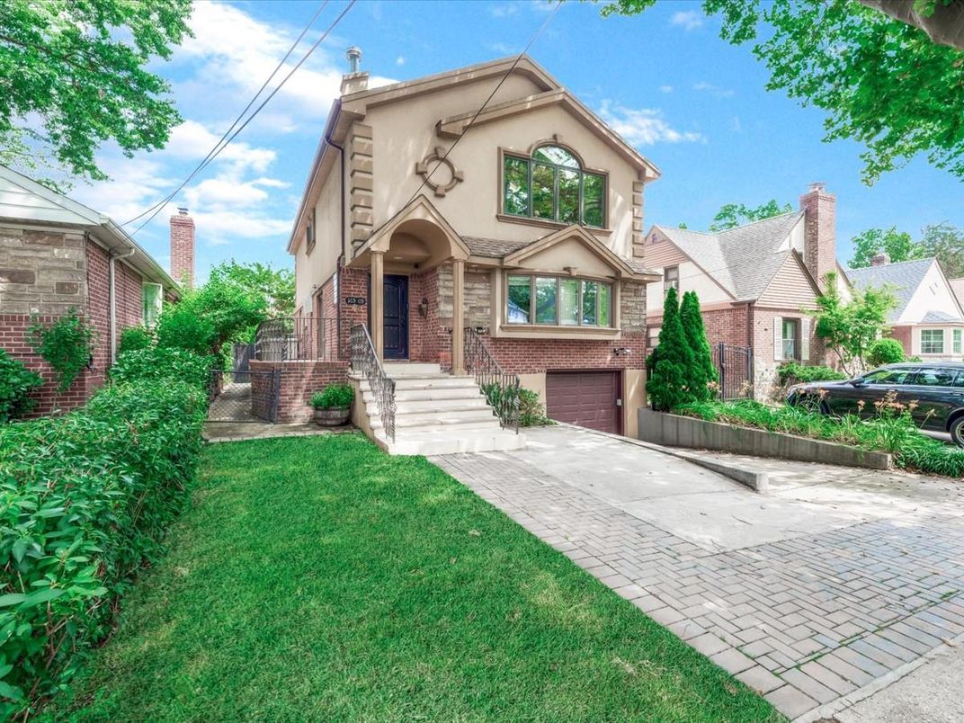Attached, Backyard, Exterior, Facade, Brick Facade, Tudor Revival