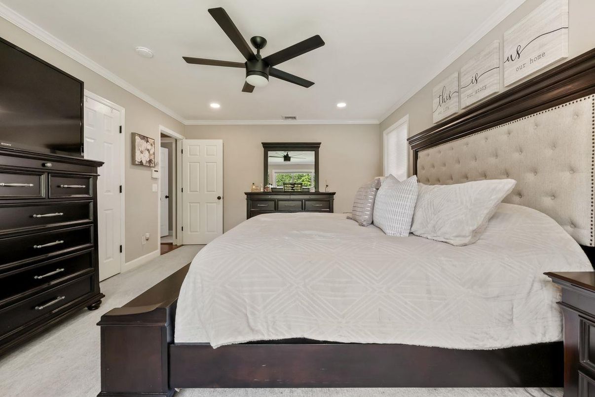 Bedroom, Interior, Recessed Lighting