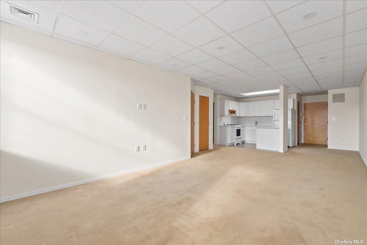 Empty room, Interior, Kitchen