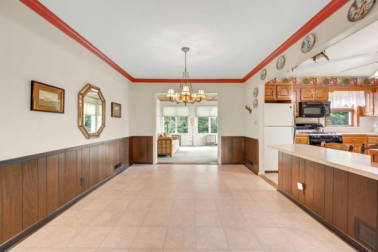 Chandelier, Interior, Kitchen, Stainless Steel Appliances