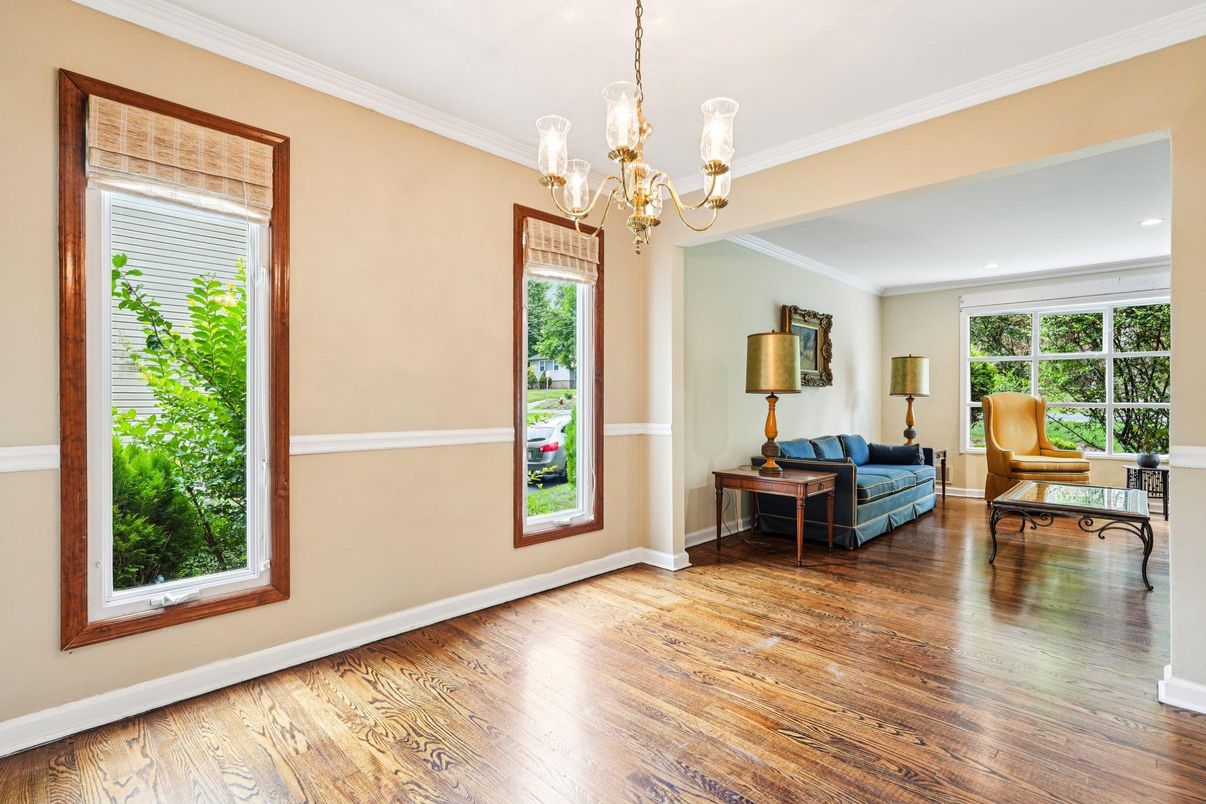 Chandelier, Interior, Recessed Lighting, Wood Texture Flooring