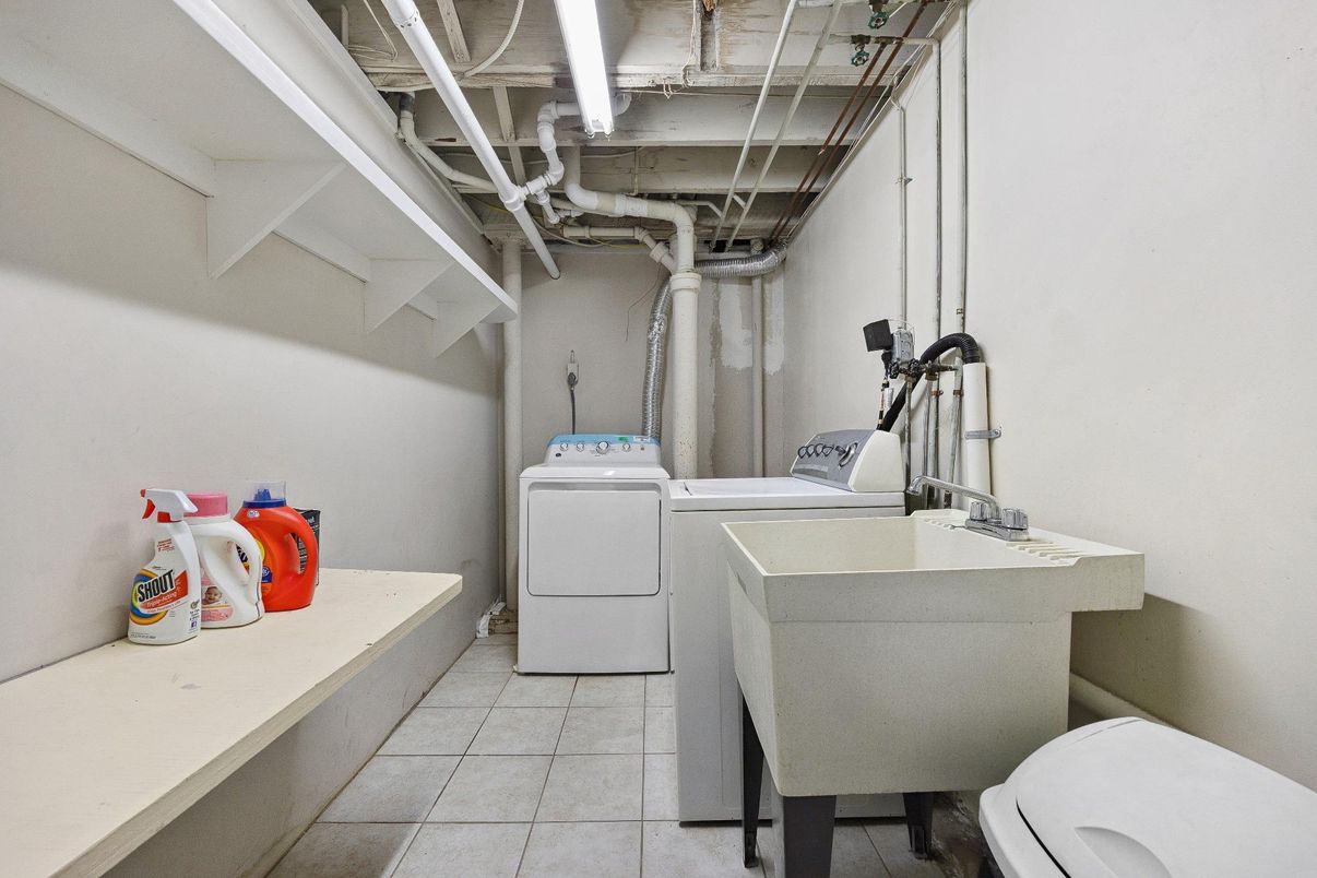 Interior, Washer