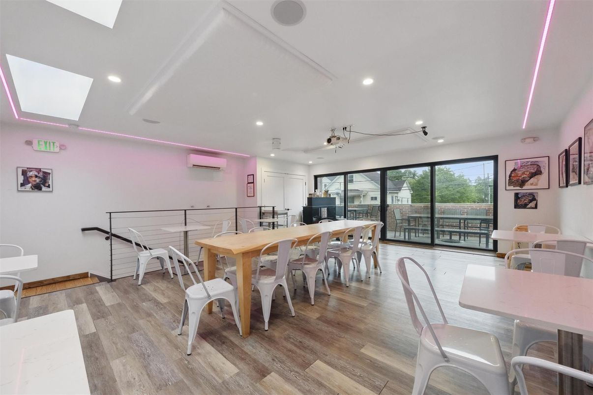 Dining room, Interior, Recessed Lighting, Wood Texture Flooring
