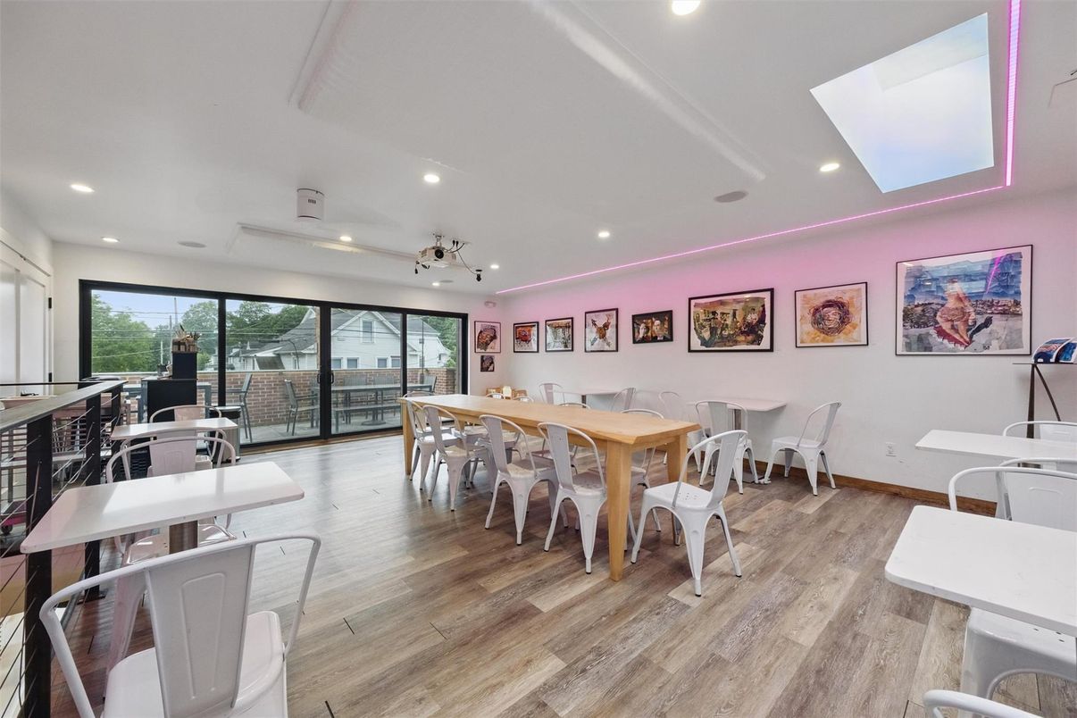 Dining room, Interior, Recessed Lighting, Wood Texture Flooring