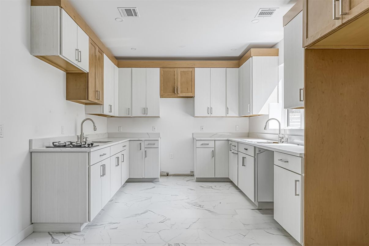 Interior, Kitchen, Marble, Recessed Lighting