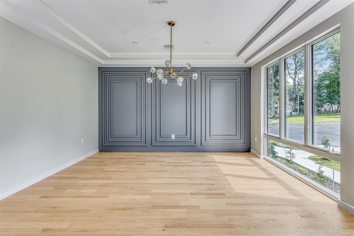 Empty room, Interior, Pendant Lights, Recessed Lighting, Wood Texture Flooring