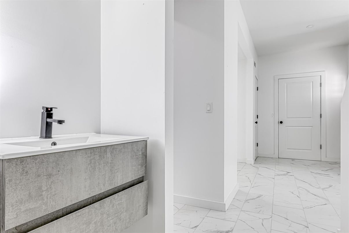 Bathroom, Interior, Marble