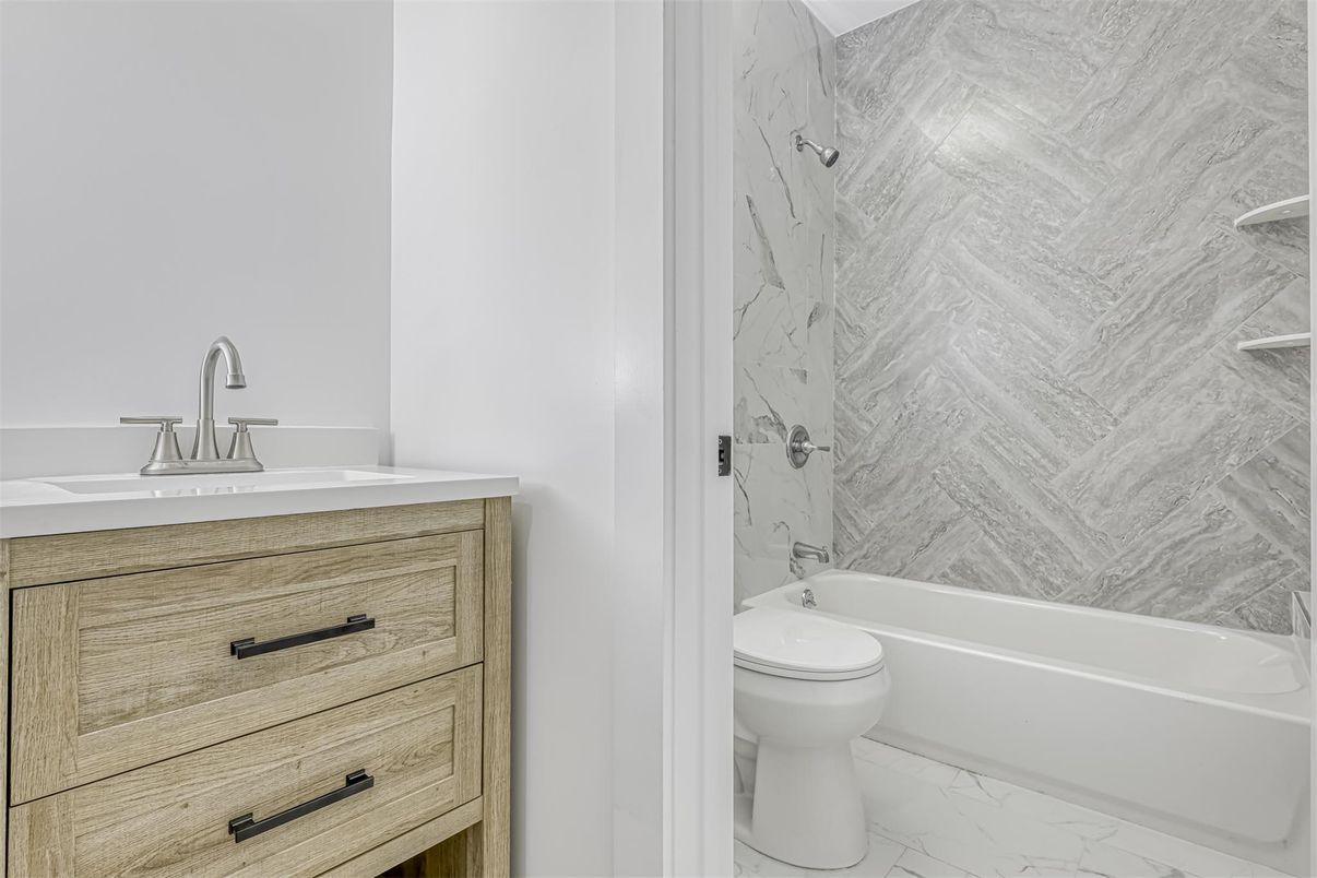 Bathroom, Interior, Marble, Marble Walls