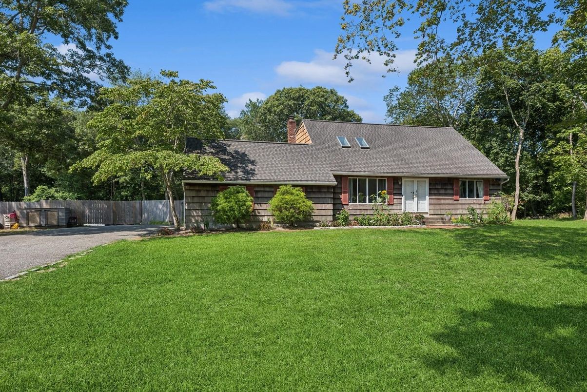 Attached, Backyard, Exterior, Facade, Cape Cod