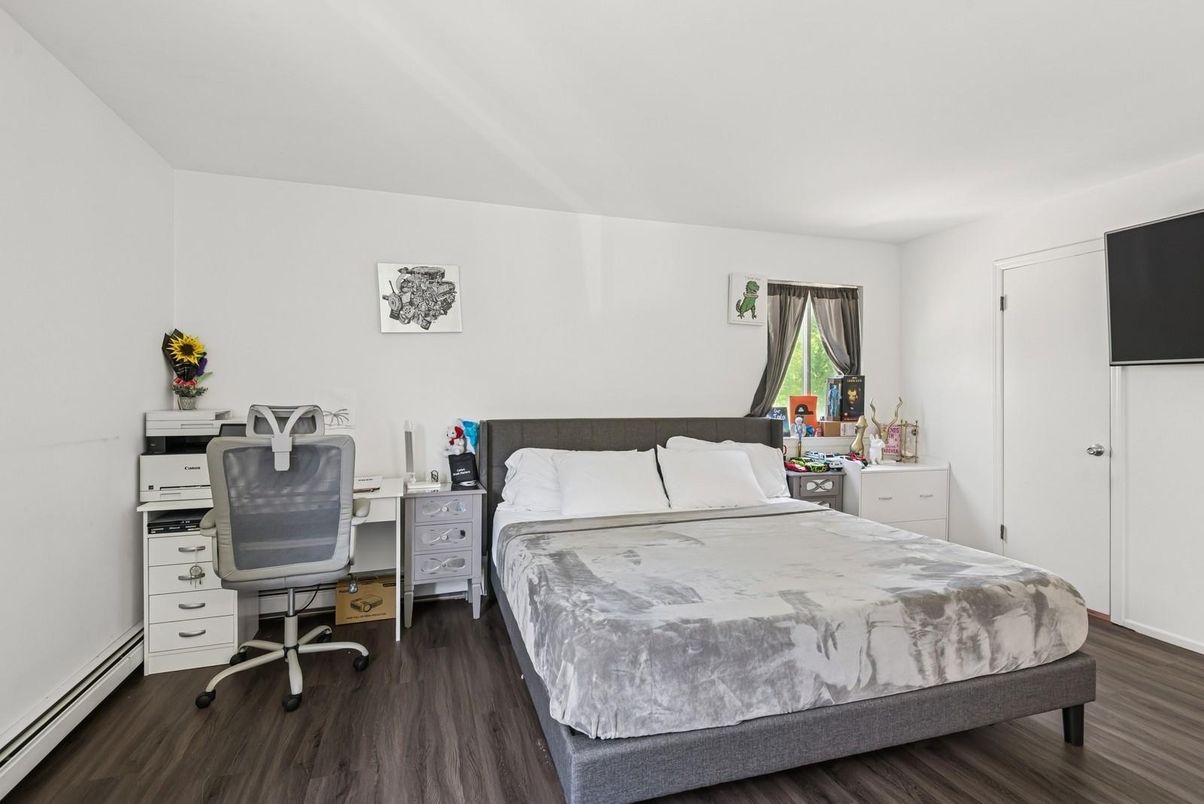 Bedroom, Home Office, Interior, Wood Texture Flooring
