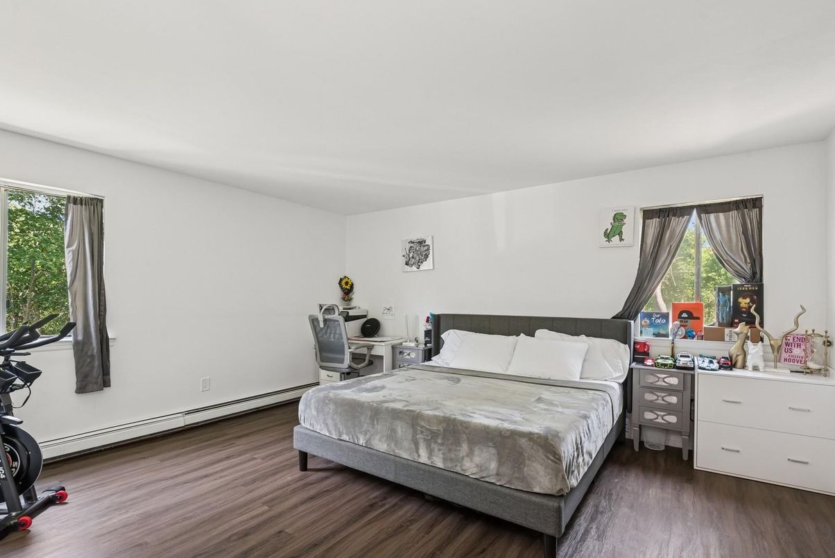 Bedroom, Home Office, Interior, Wood Texture Flooring