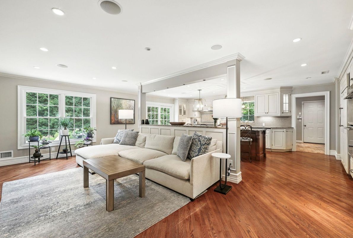 Interior, Kitchen, Living room, Pendant Lights, Recessed Lighting, Stainless Steel Appliances, Wood Texture Flooring