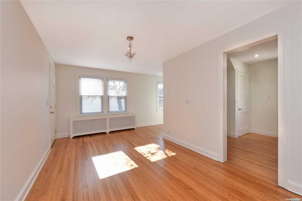 Chandelier, Empty room, Interior, Recessed Lighting, Wood Texture Flooring