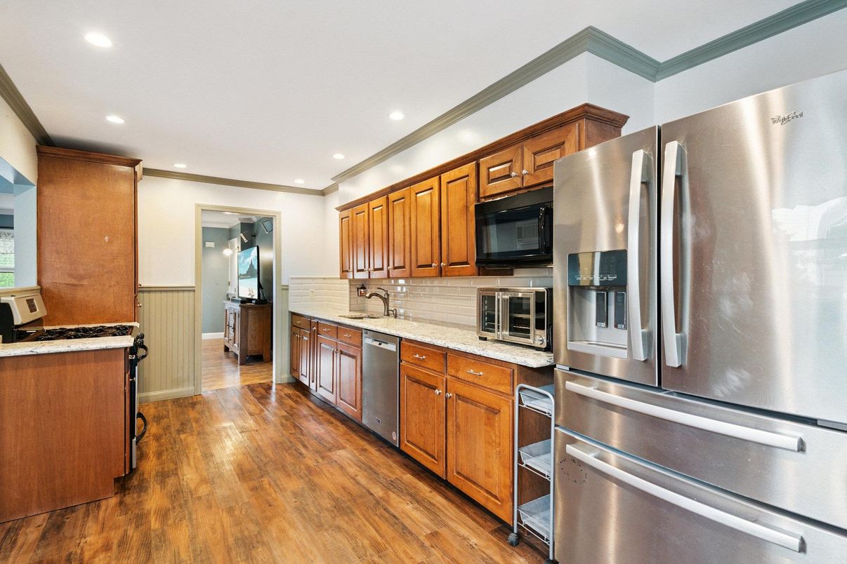 Interior, Kitchen, Recessed Lighting, Stainless Steel Appliances, Wood Texture Flooring
