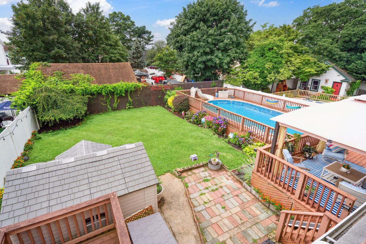 Backyard, Exterior, Pool
