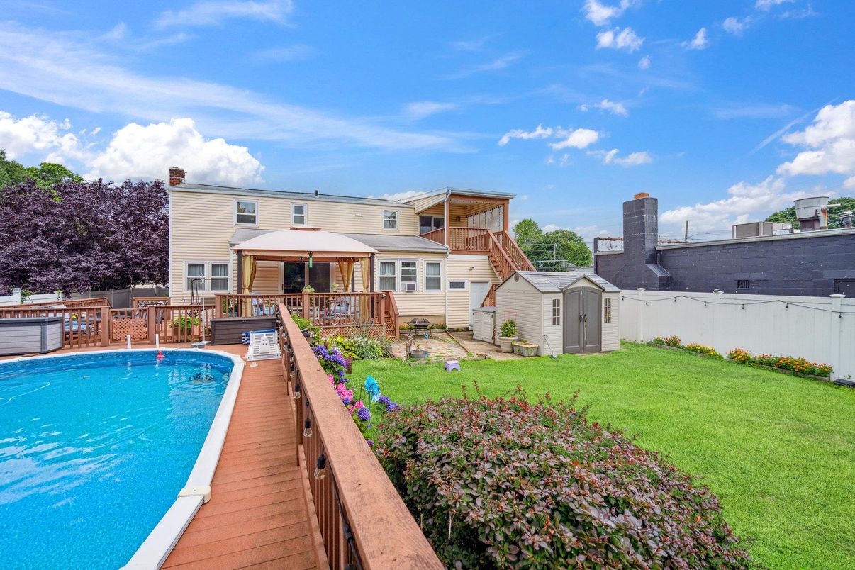 Backyard, Exterior, Pool