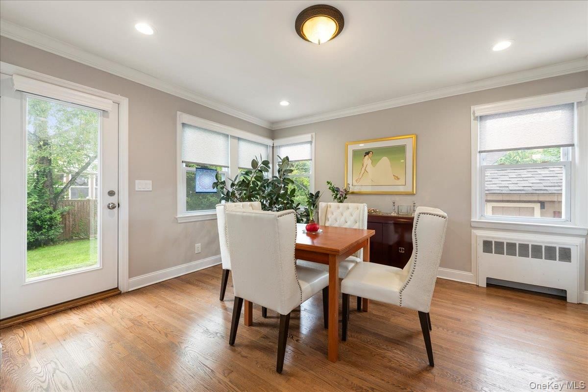 Dining room, Interior, Recessed Lighting, Wood Texture Flooring