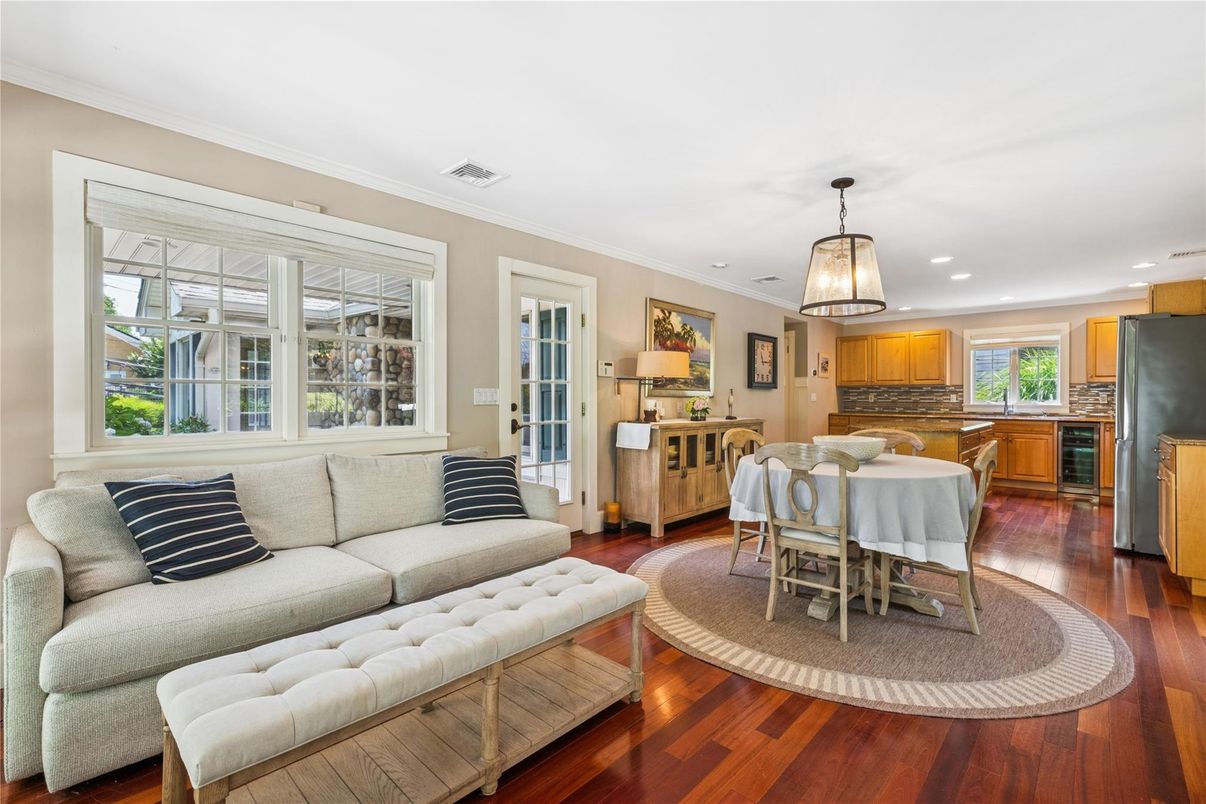 Dining room, Interior, Kitchen, Living room, Pendant Lights, Recessed Lighting, Wood Texture Flooring