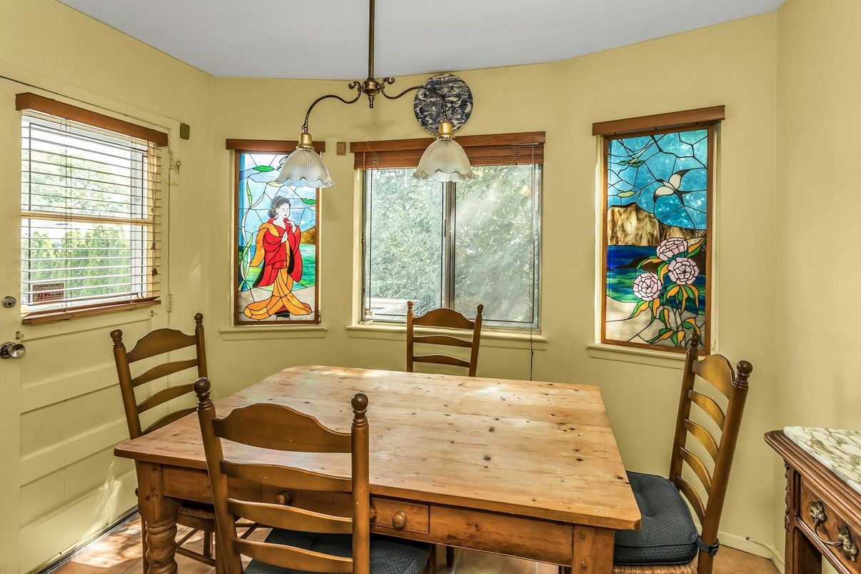 Dining room, Interior, Pendant Lights