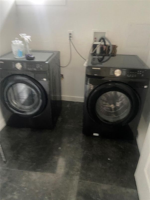 Interior, Washer