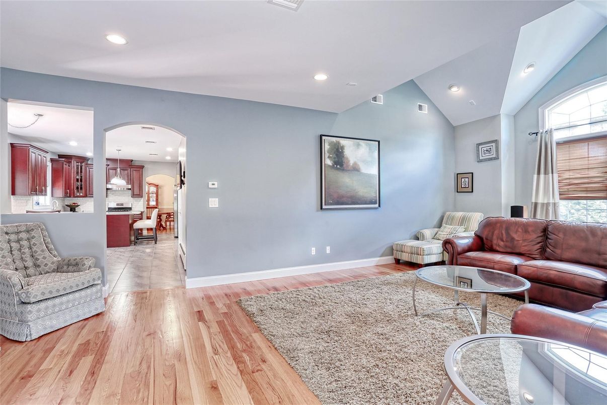 Interior, Kitchen, Living room, Recessed Lighting, Wood Texture Flooring
