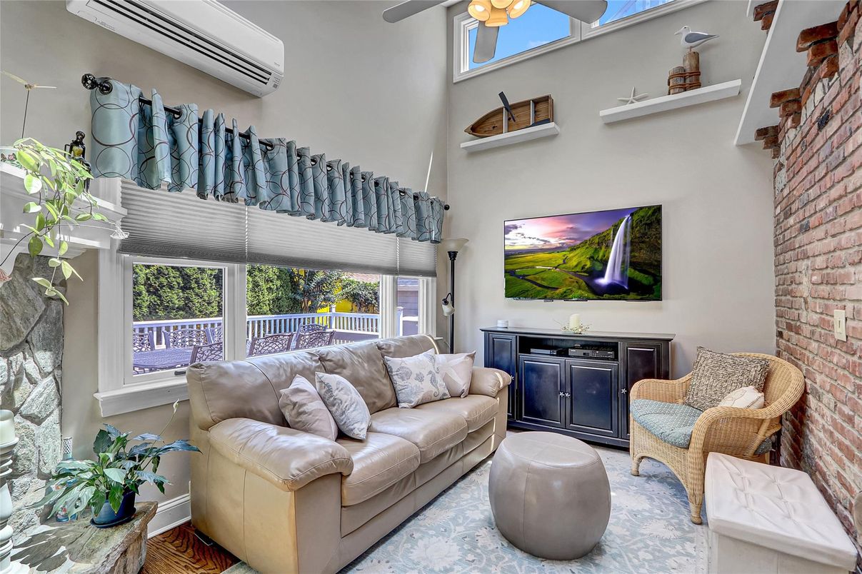 Interior, Living room, Stone Walls