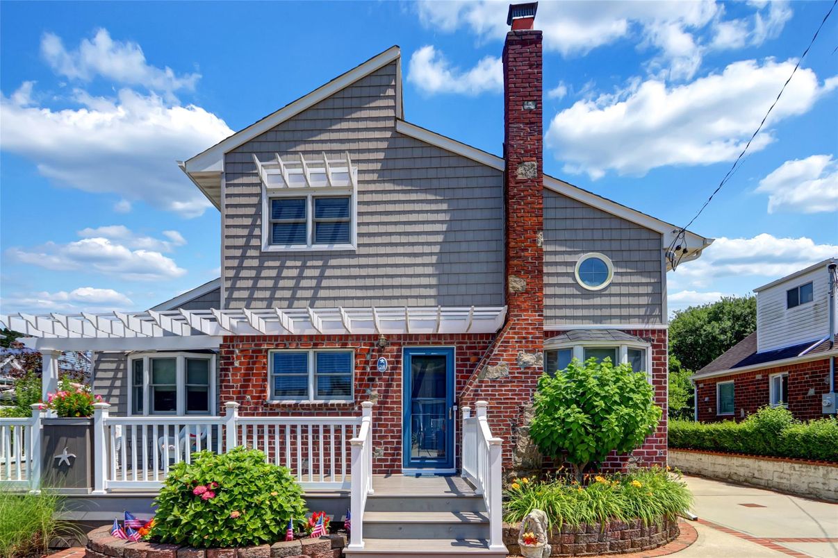 Exterior, Facade, Brick Facade, Tudor Revival