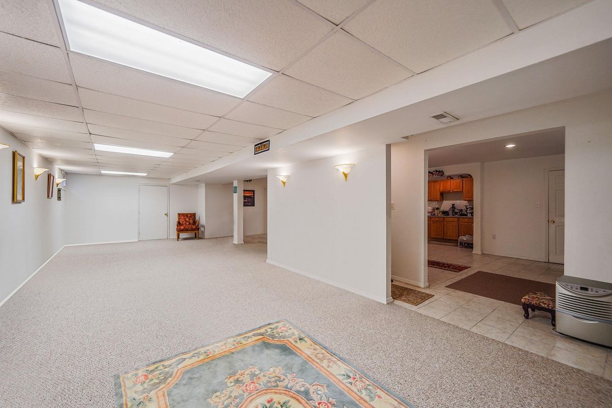 Interior, Recessed Lighting