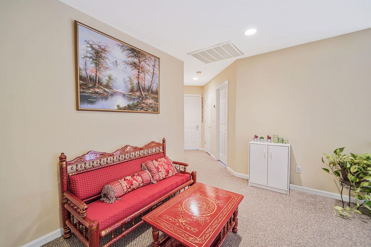 Interior, Recessed Lighting