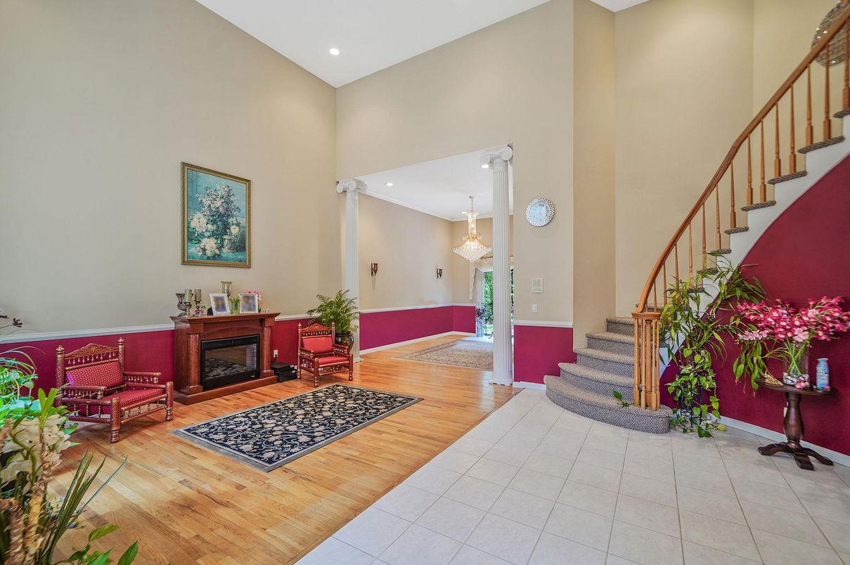 Chandelier, Interior, Recessed Lighting, Wood Texture Flooring