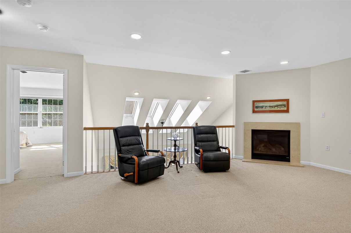 Fireplace, Interior, Living room, Recessed Lighting