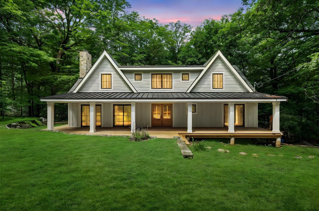 Backyard, Exterior, Facade, Farmhouse