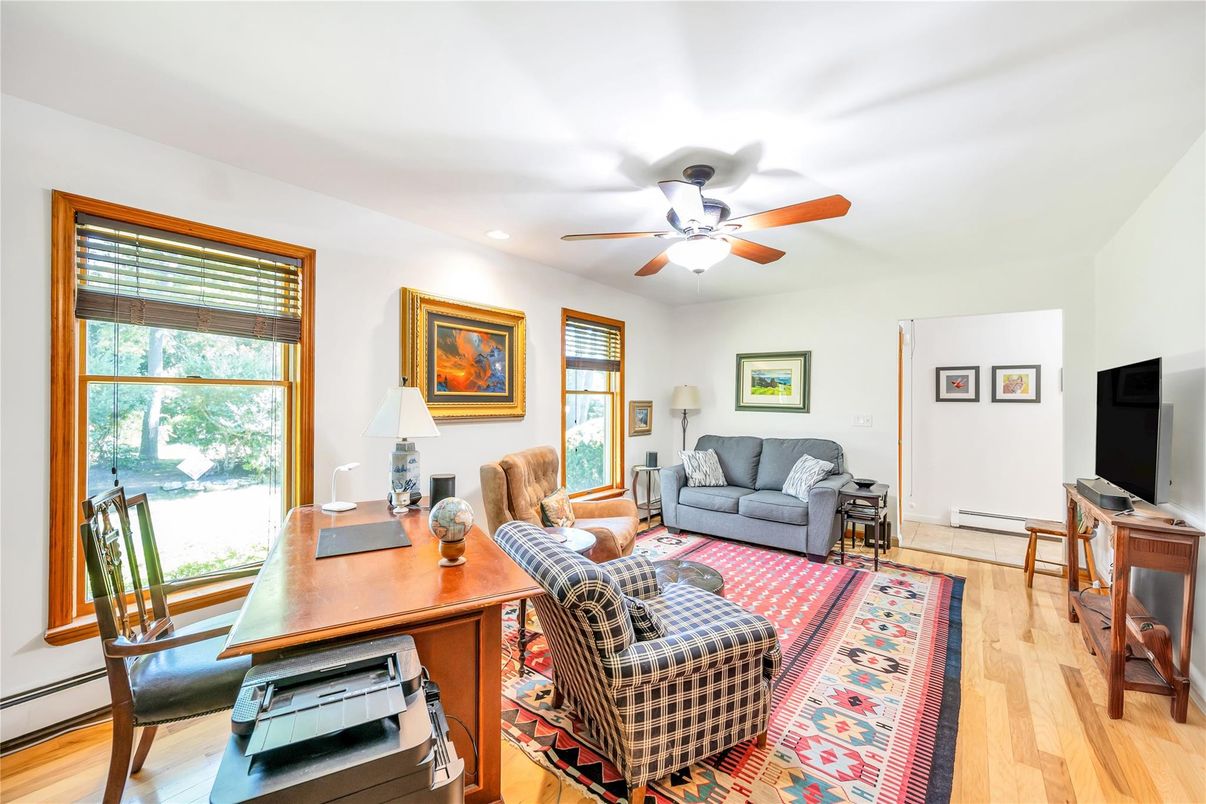 Home Office, Interior, Living room, Recessed Lighting, Wood Texture Flooring